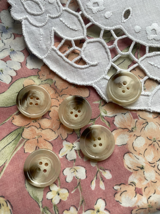 Light Tortoise Shell Button (23mm) - Set of 4