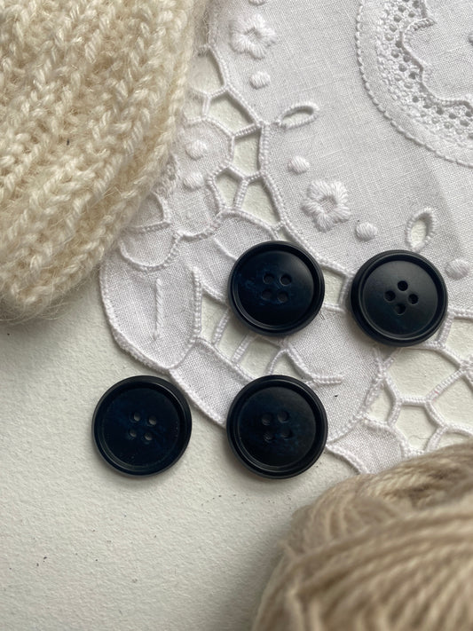 Black Button (23mm) - Set of 4