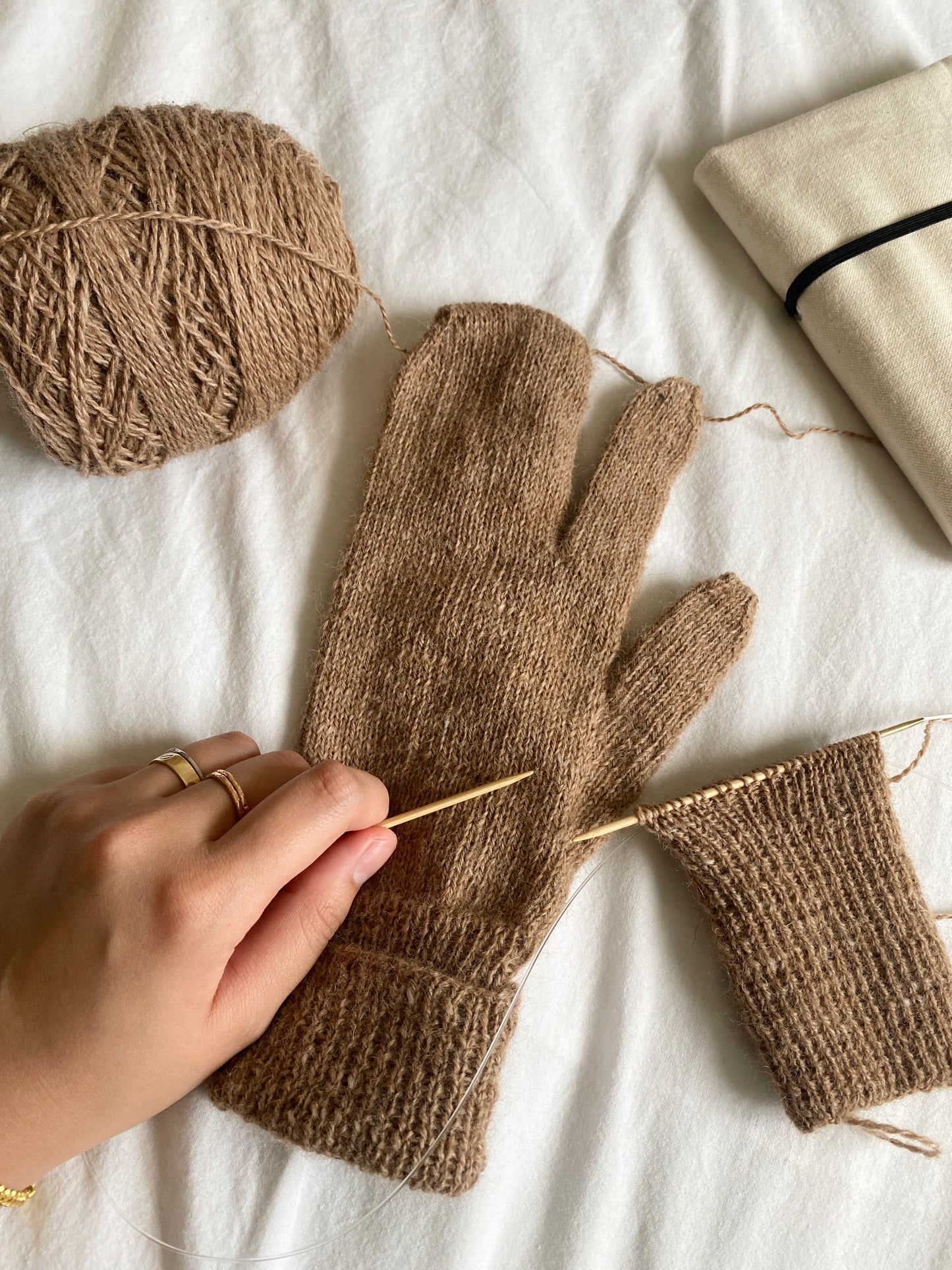 Typical Tabi Gloves